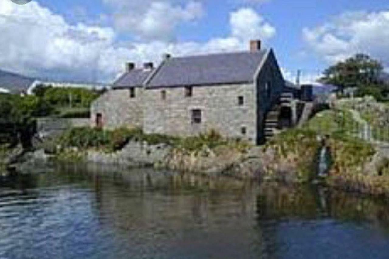 Moneydarragh Cottage With Uninterrupted Mountain And Sea Views- Hot Tub Available For Hire Annalong Luaran gambar